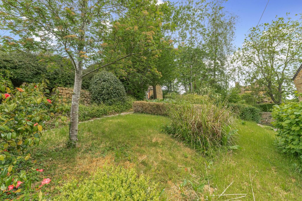Back Hill Shotteswell